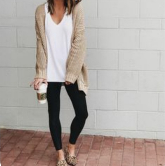 AEROSOLES Fleece Lined Leggings - Picture 5 of 8